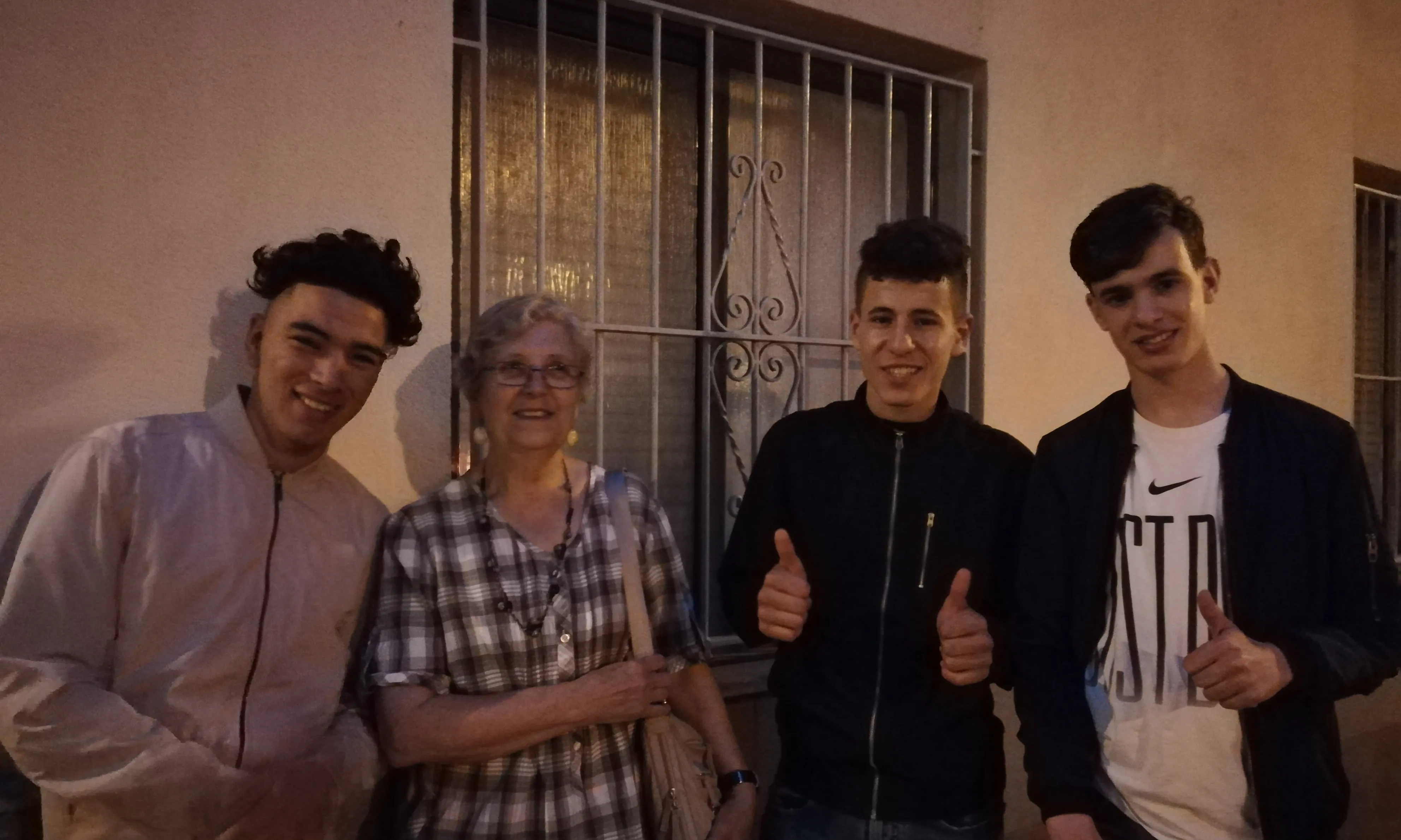 Alguns dels joves migrats sense referents familiars que participen en grups de conversa.