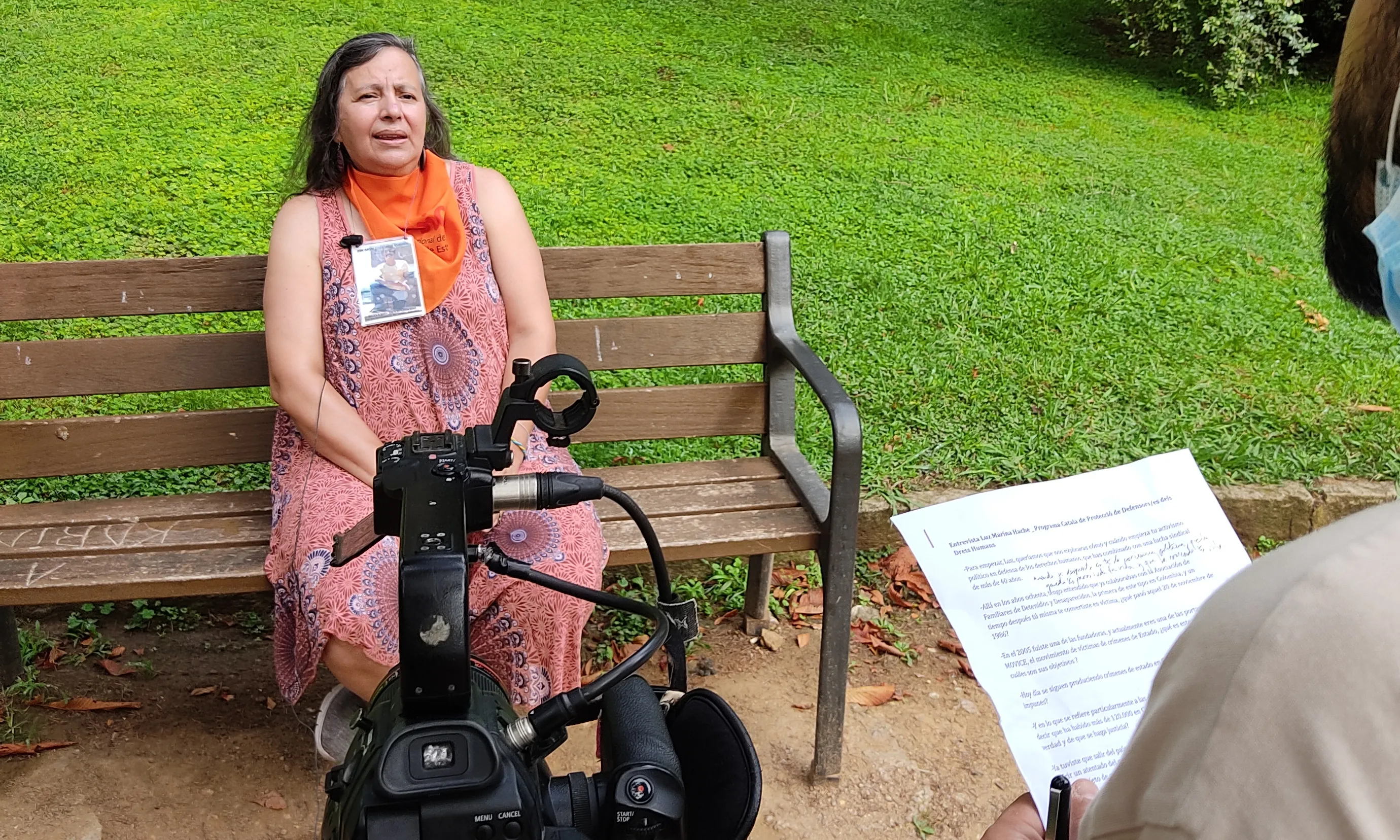 Luz Marina Hache durant l'entrevista en vídeo amb Xarxanet.