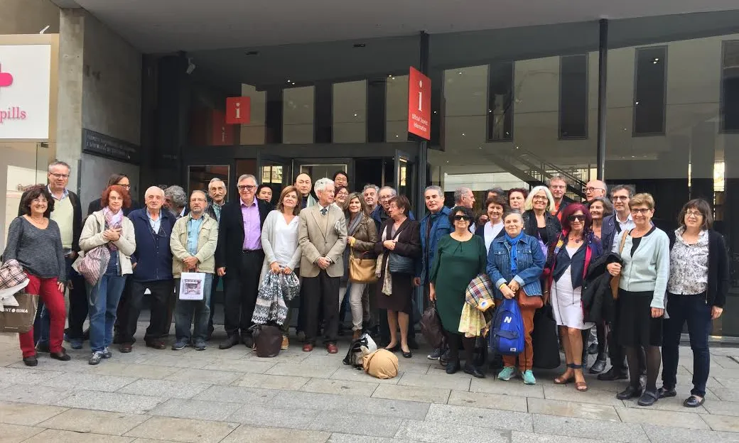 Imatge de grup de membres de l'entitat durant la celebració del 20è aniversari l'any 2017.