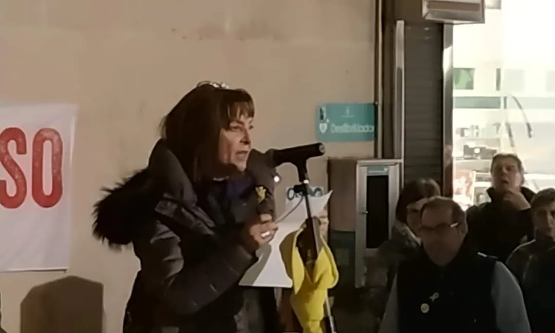 Anna Ariño és integrant del Grup Feminista de Ponent, també conegut com a Grup de Dones de Lleida, un col·lectiu feminista transversal.