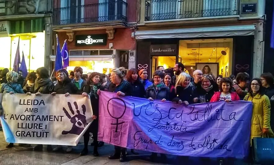 El Grup Feminista de Ponent té per objectiu acabar amb el patriarcat i reivindicar els drets, l'espai i el poder comú de les dones. 