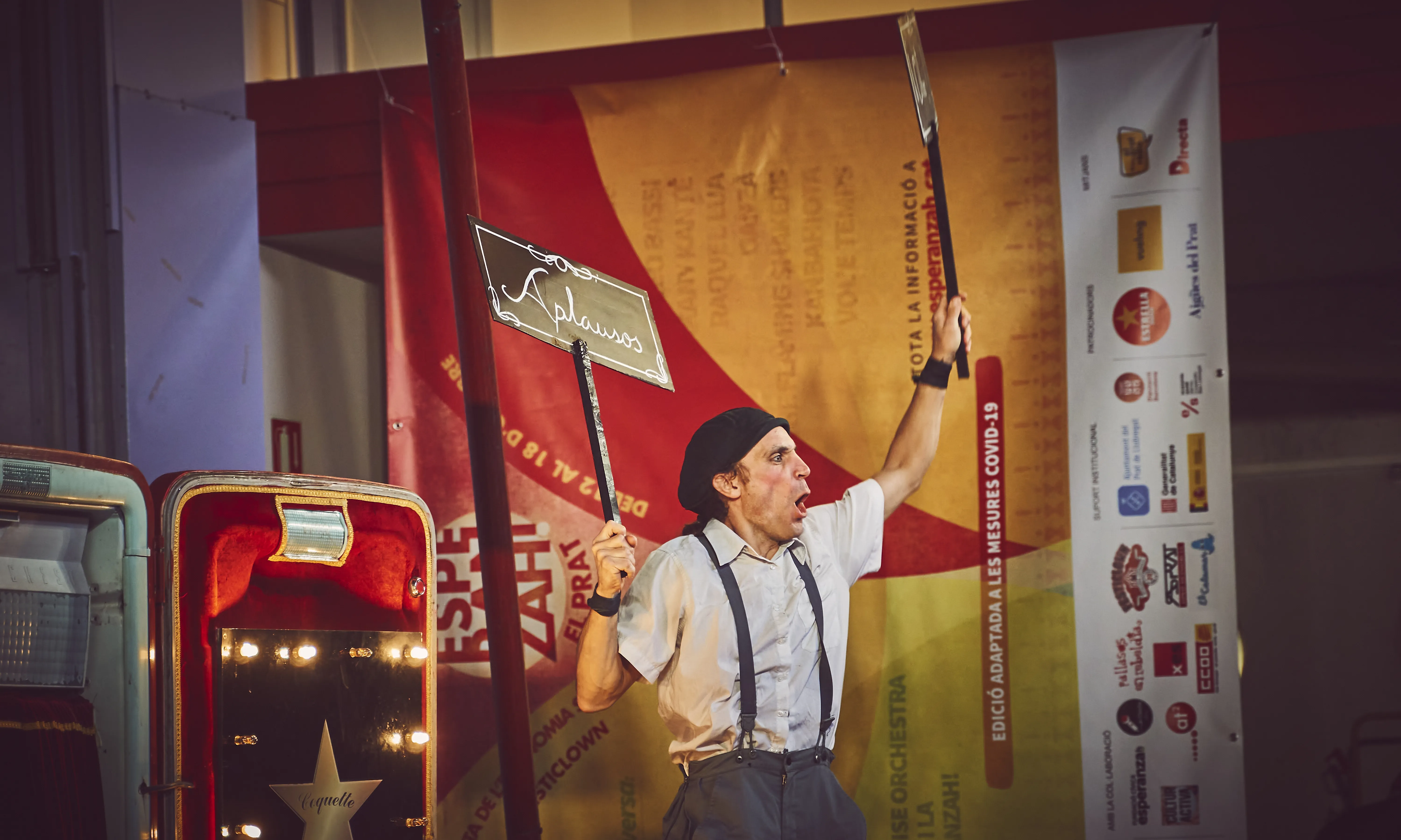 Un espectacle de Kanbahiota Troup al Festival Esperanzah 2020.