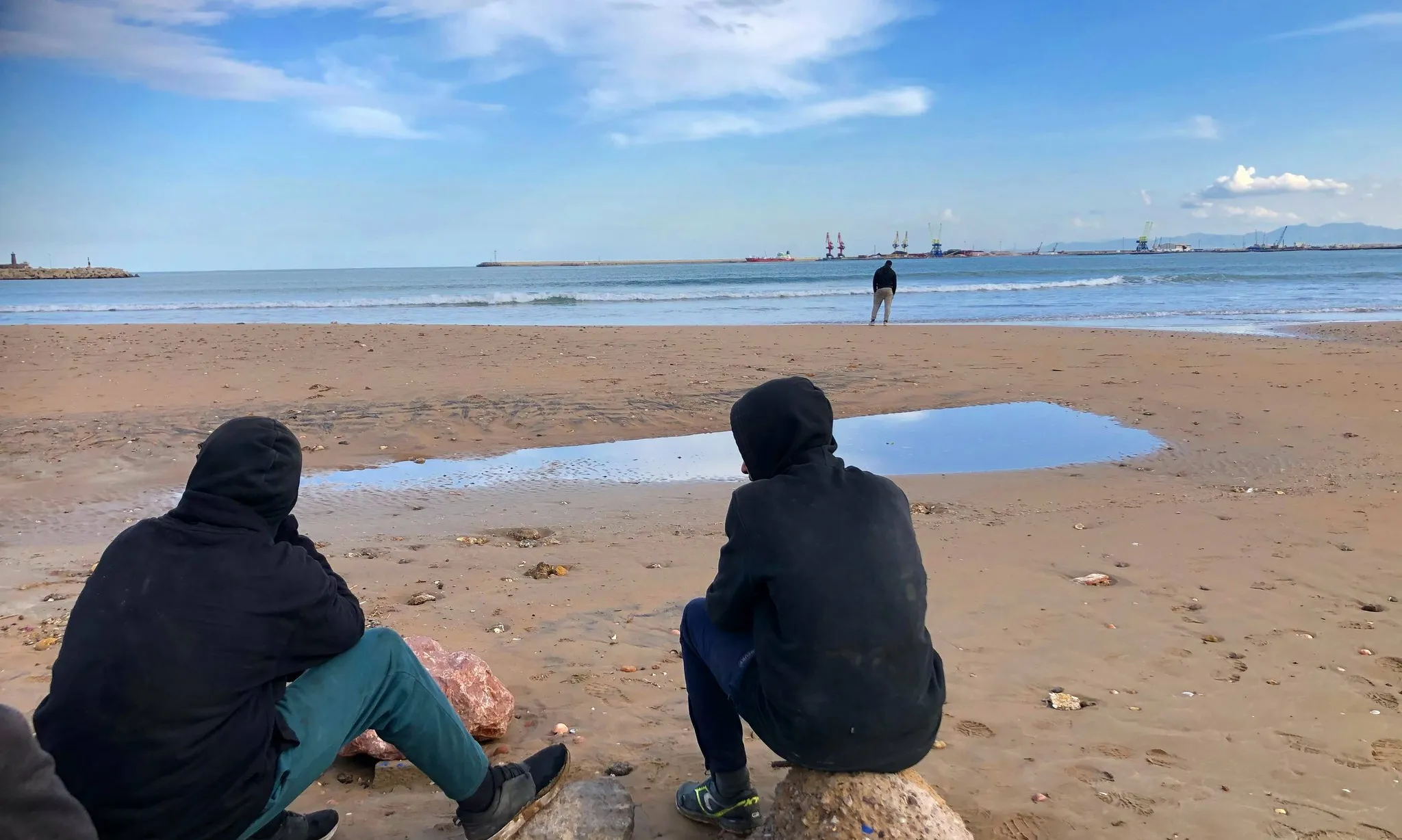 La campanya està centrada en persones demandants d'asil i de protecció internacional que arriben a l'Europa Fortalesa.