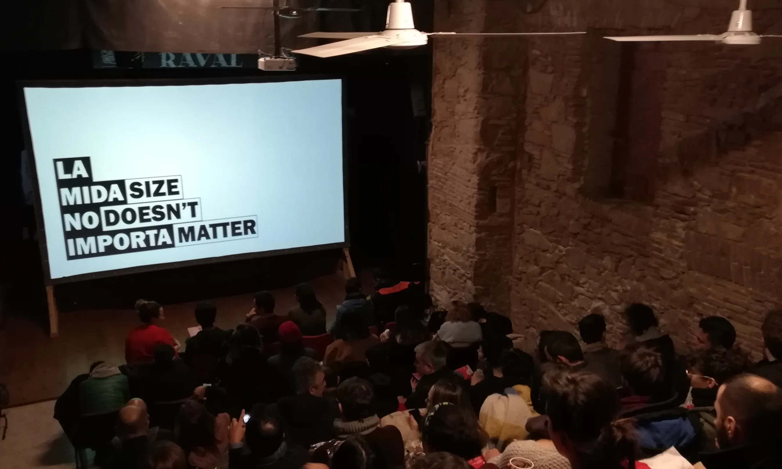 Una jornada de projecció del festival internacional de curtmetratges.