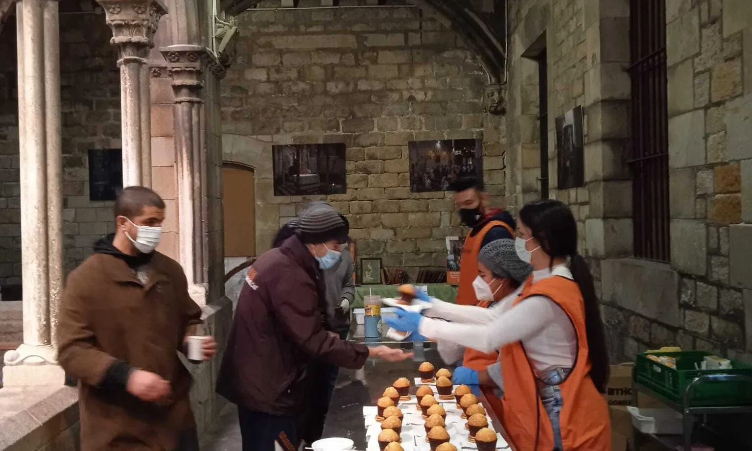 La Parròquia de Santa Anna, a Barcelona, ha augmentat considerablements les persones ateses des del març del 2020.