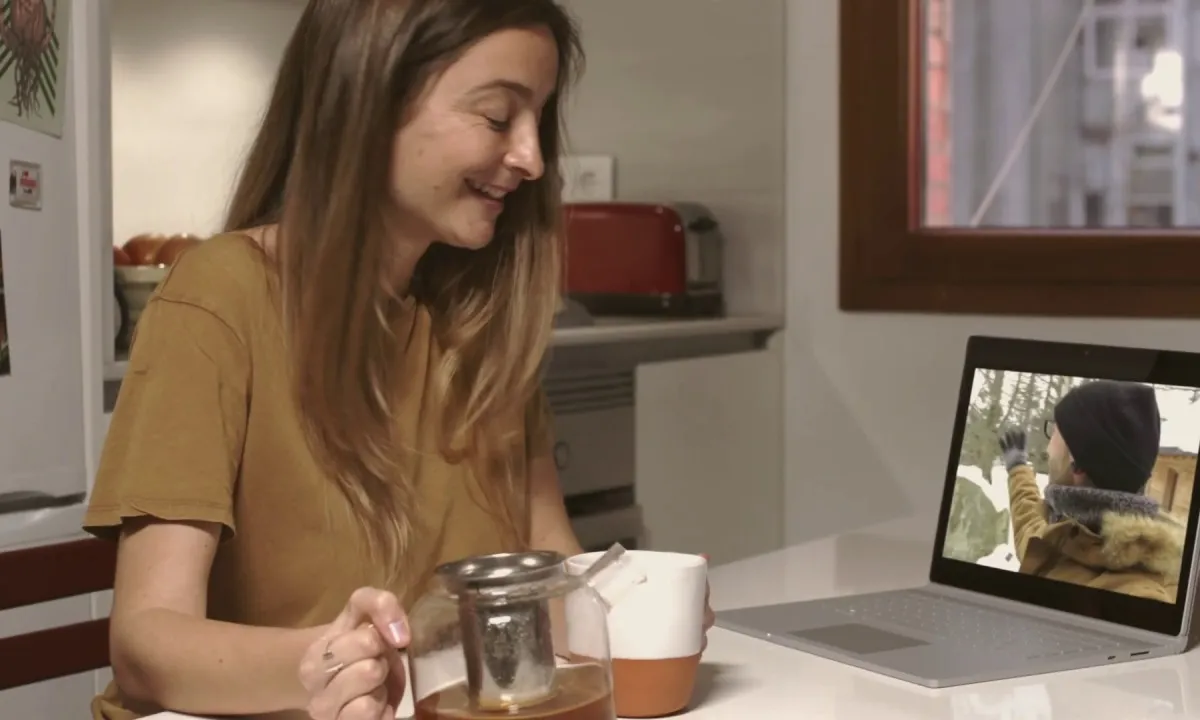 'Voluntariat per la llengua' permet triat la modalitat presencial o bé la virtual.