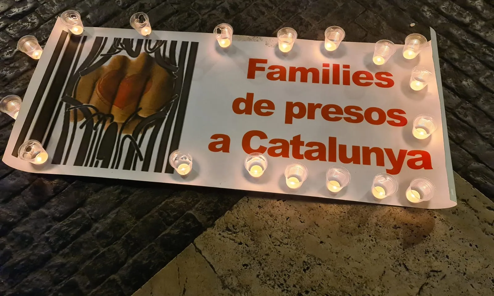 Les famílies de les persones preses es mobilitzaran cada mes fins que s'escoltin les seves reivindicacions.
