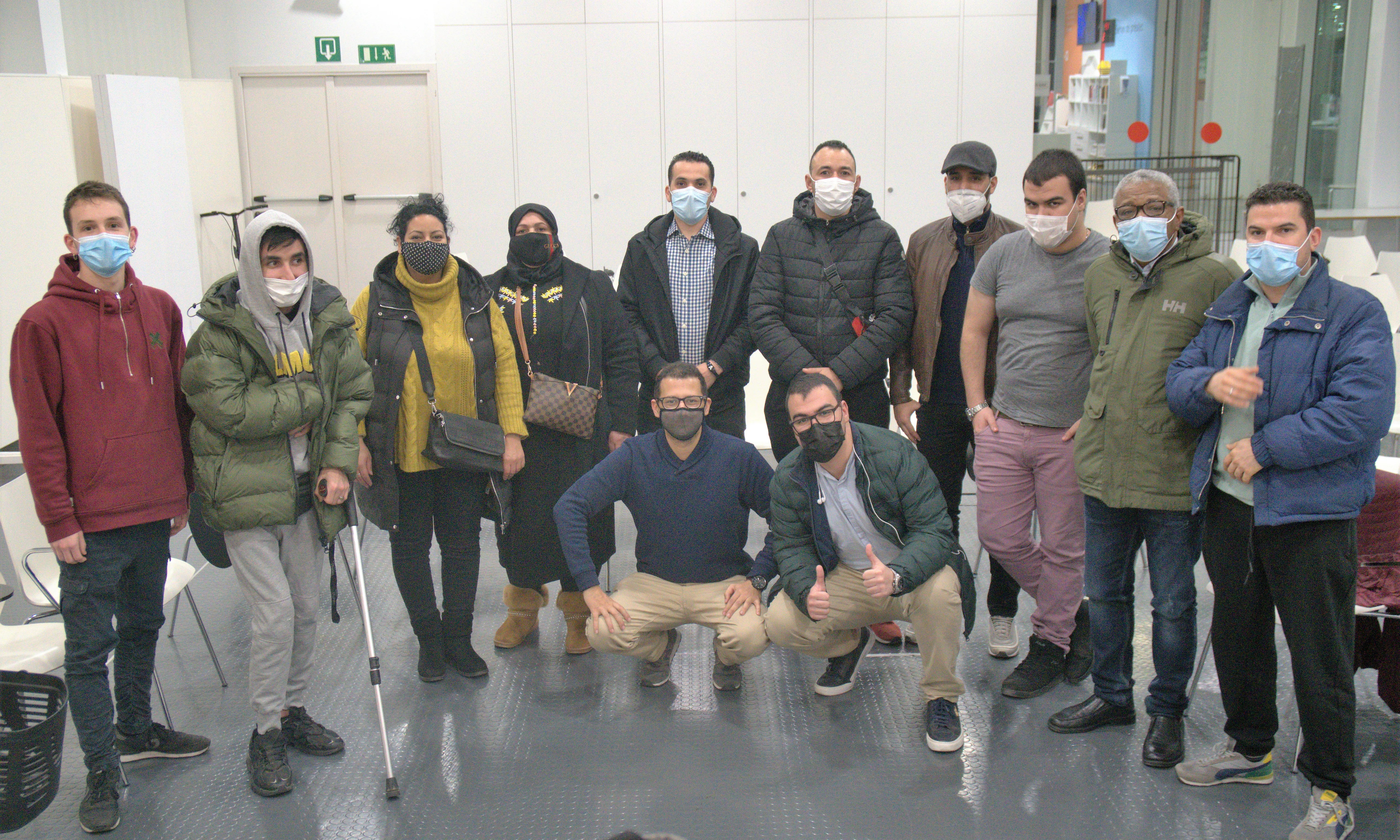 En els tallers, es recullen històries de vida i testimonis, i les seves experiències duent a terme processos de migració.