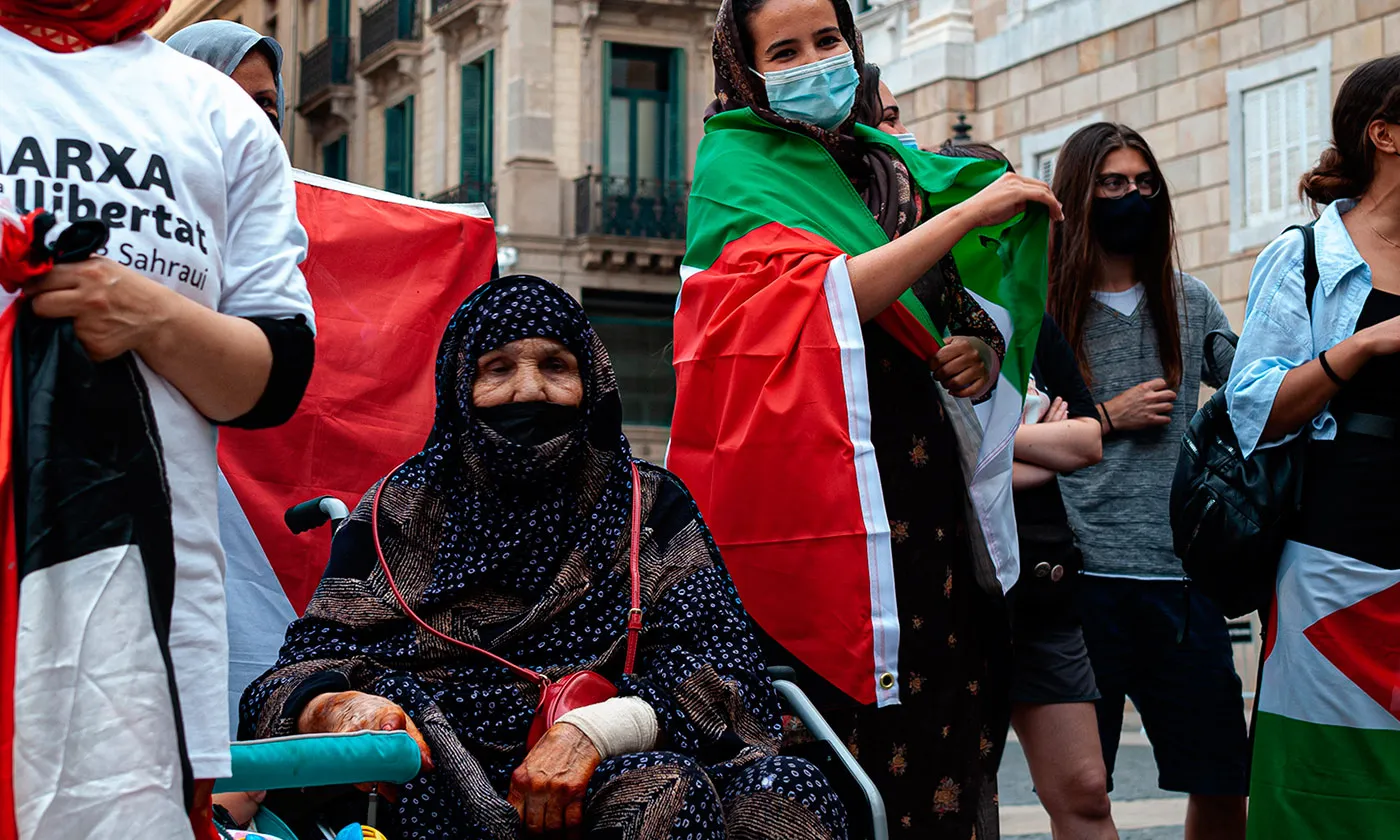 La plataforma també fa referència a la diàspora de les dones sahrauís arran de l'ocupació per part del Marroc.