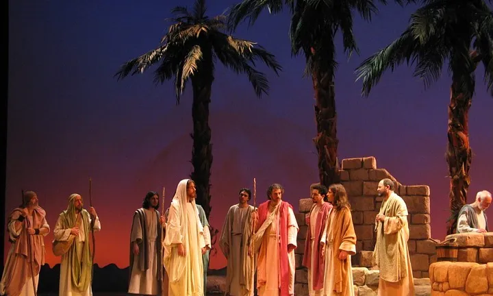 La Passió d'Esparreguera és el tret artístic, cultural i social més important i distintiu del municipi.