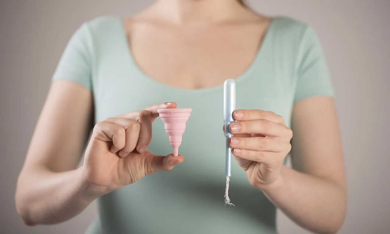 Un 95% de les persones que menstruen d'entre 15 i 30 anys reclamen que els productes d'higiene menstrual siguin gratuïts.