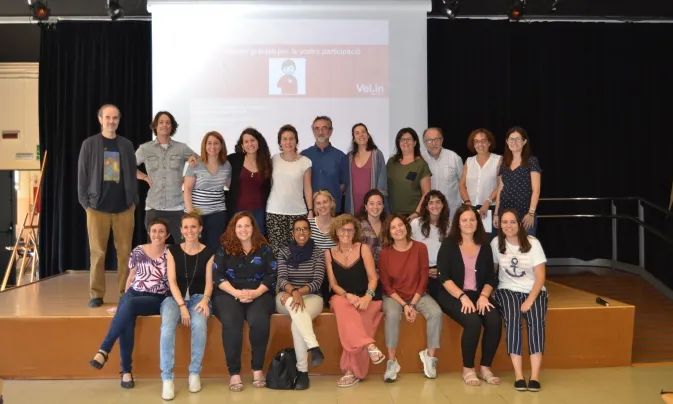 Una de les sessions de treball que es van fer amb persones voluntàries i responsables de voluntariat per elaborar la guia ‘Com fer accessible el teu pla de voluntariat’.
