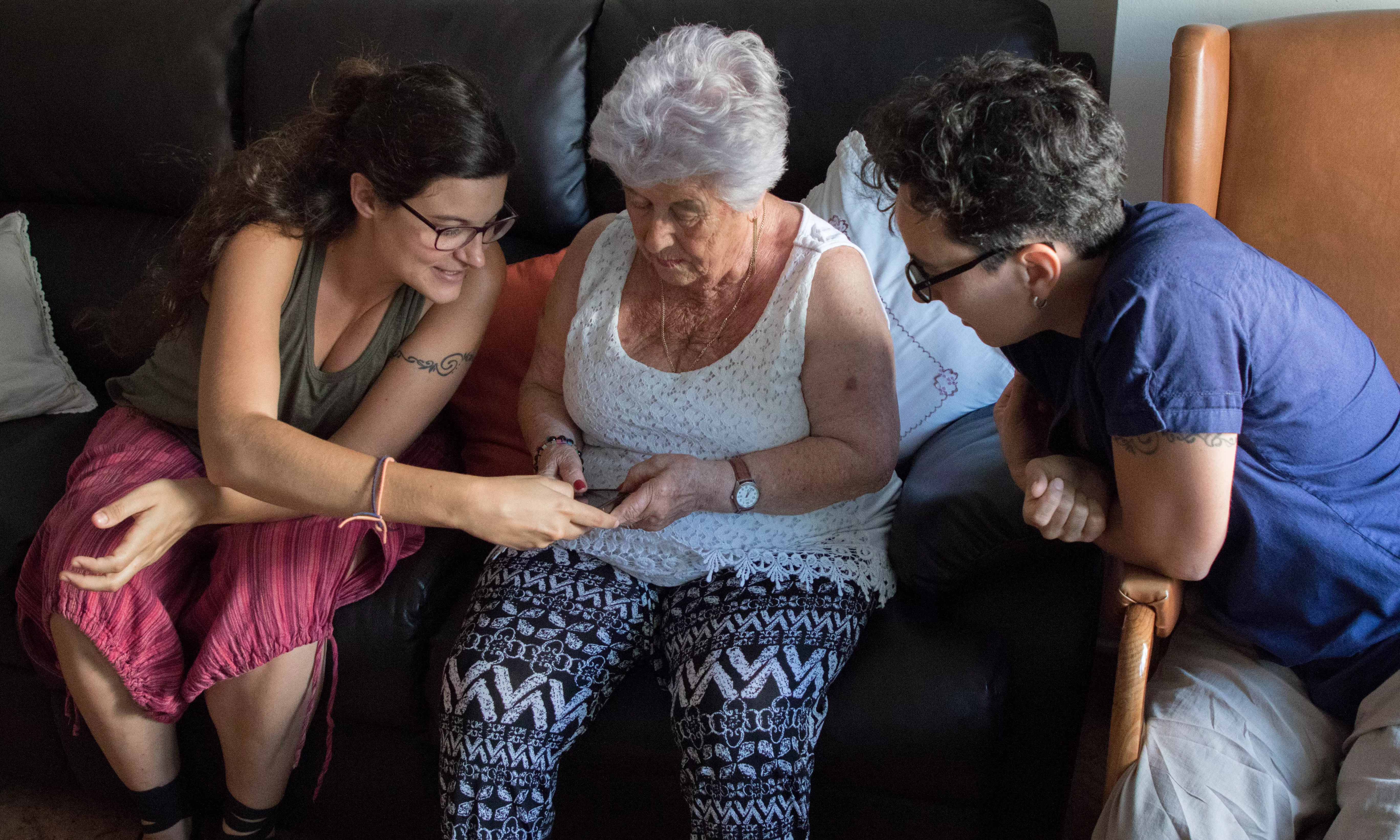 Amics de la Gent Gran té 2.900 voluntàries i voluntaris que l'any passat van fer 313.868 hores de bona companyia.