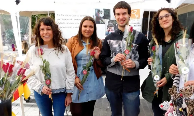 Sant Jordi és una diada important per aconseguir fons per al tercer sector i entitats com la Fundació Comtal.