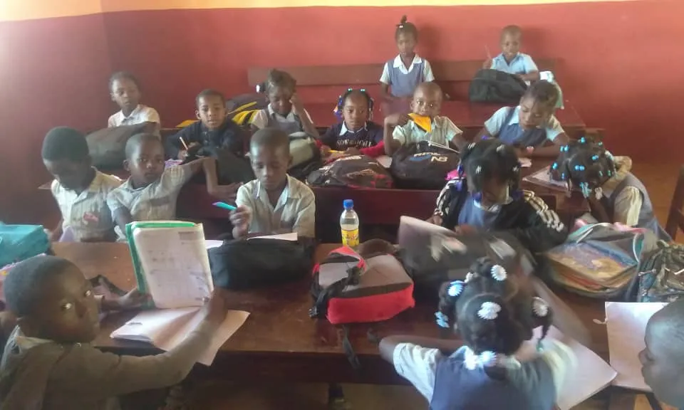 El GRASH dona suport al Centre Educatiu Integrat de la zona de Jacmel.