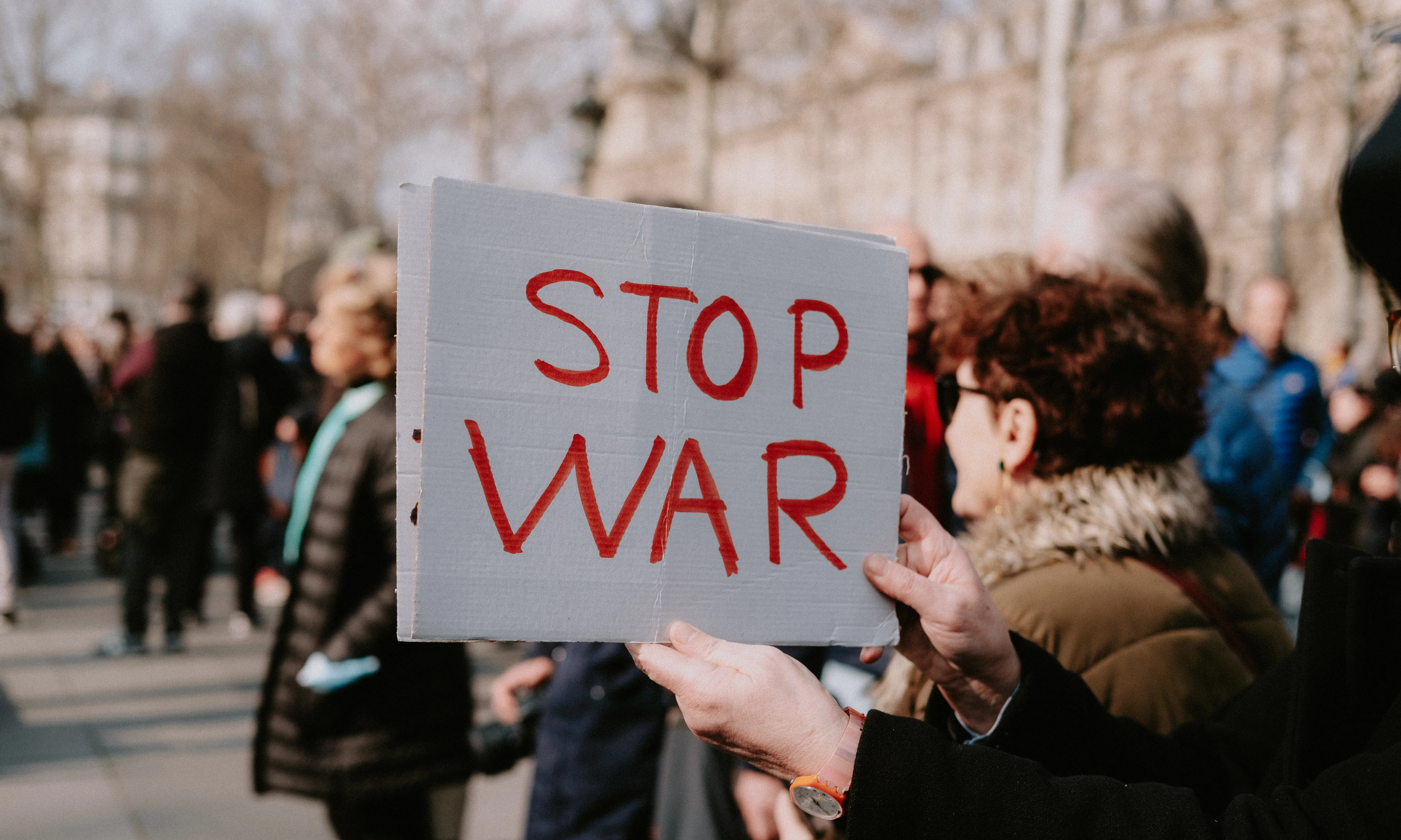 La Coordinadora d’ONGD i altres Moviments Solidaris (aMS) de Lleida insta a fer objecció fiscal a la despesa militar.