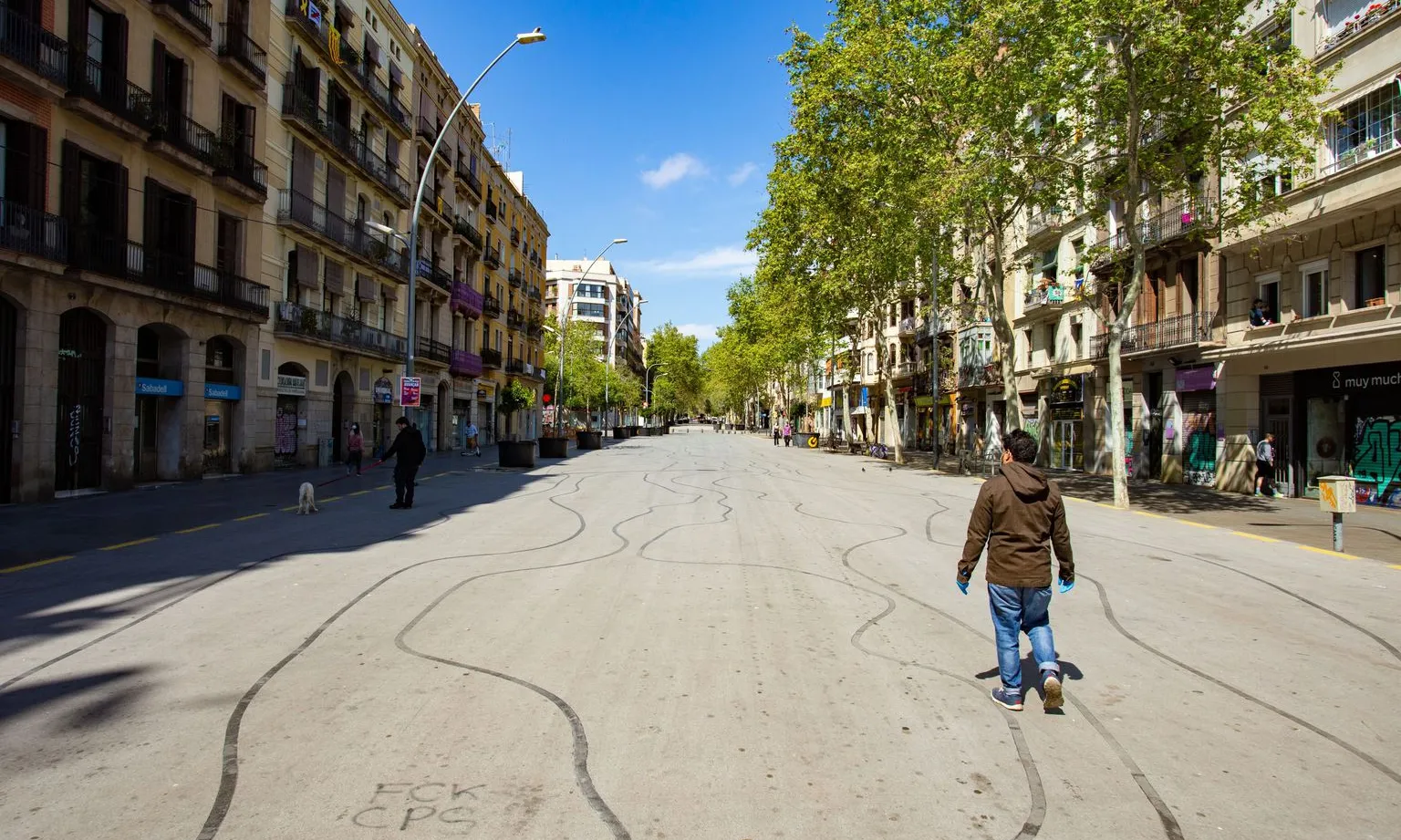 La llosa de la Ronda de Sant Antoni.