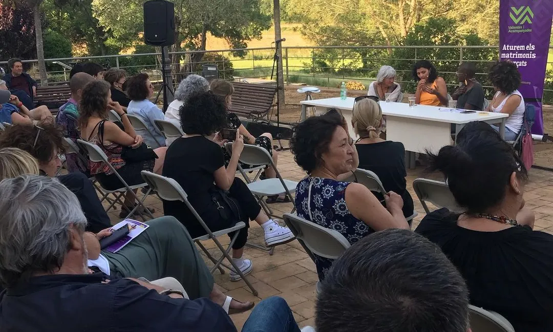 La tasca de visibilització i sensibilització sobre aquesta pràctica és un dels eixos de la tasca de Valentes i Acompanyades.