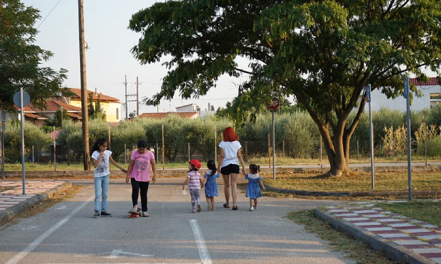 Una de les activitats que ofereixen a Open Cultural Center és aprendre a anar en bicicleta.
