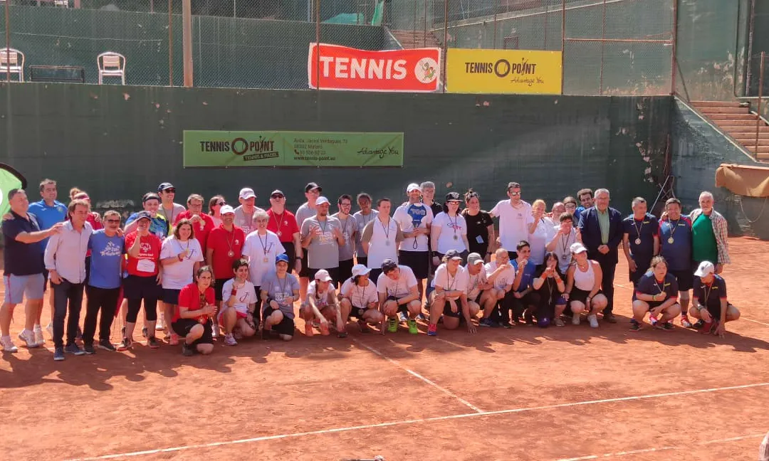 La Federació ja organitza campionats de divuit modalitats esportives.