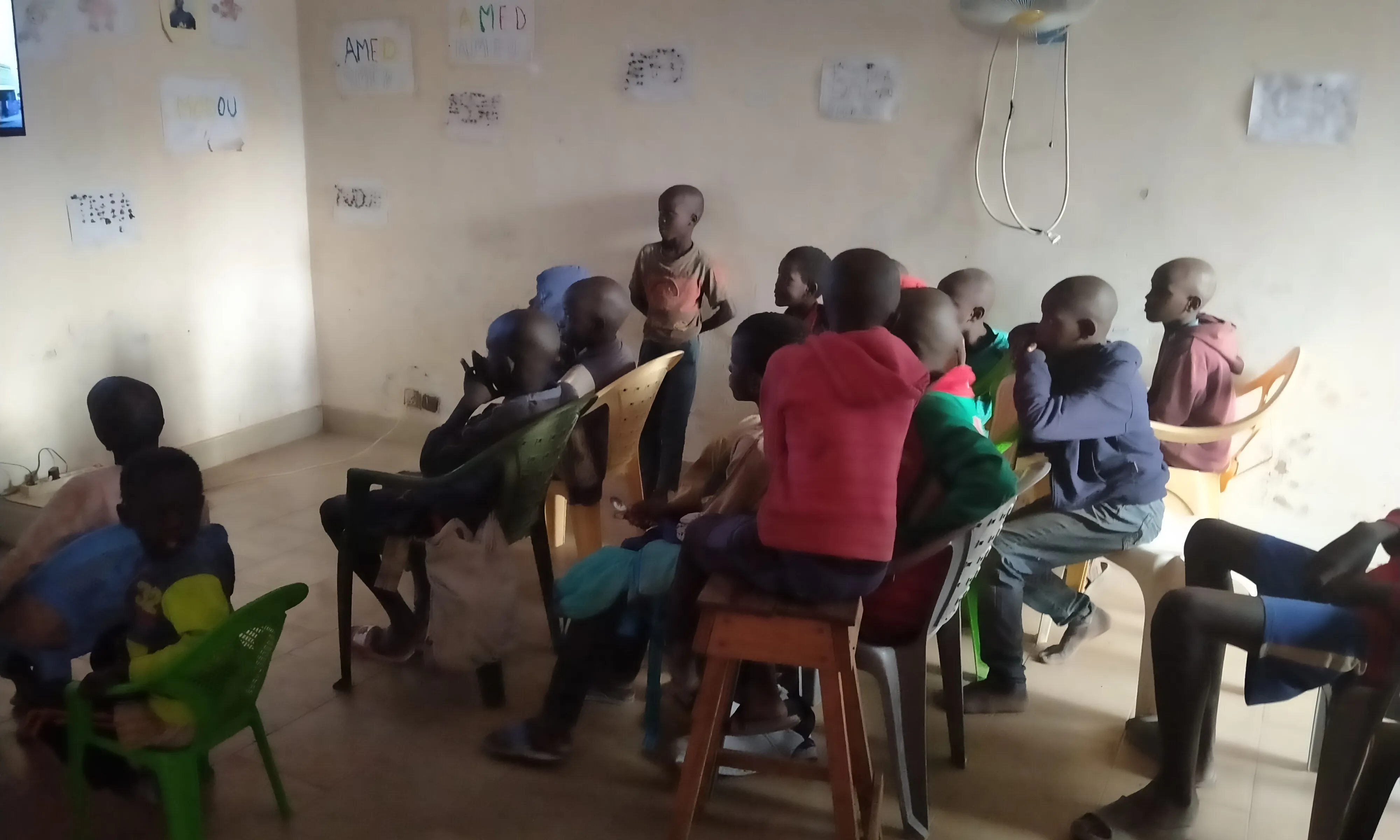 Nens de la Llauna treballa per pal·liar la situació dels infants talibés a Rufisque.