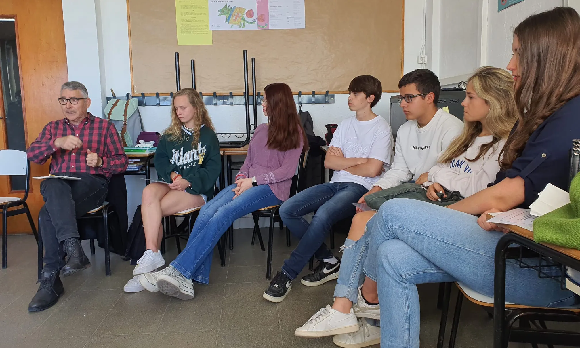 Una de les activitats centrals de l'Associació Catalana d'Expresos Polítics del Franquisme són les xerrades a escoles.