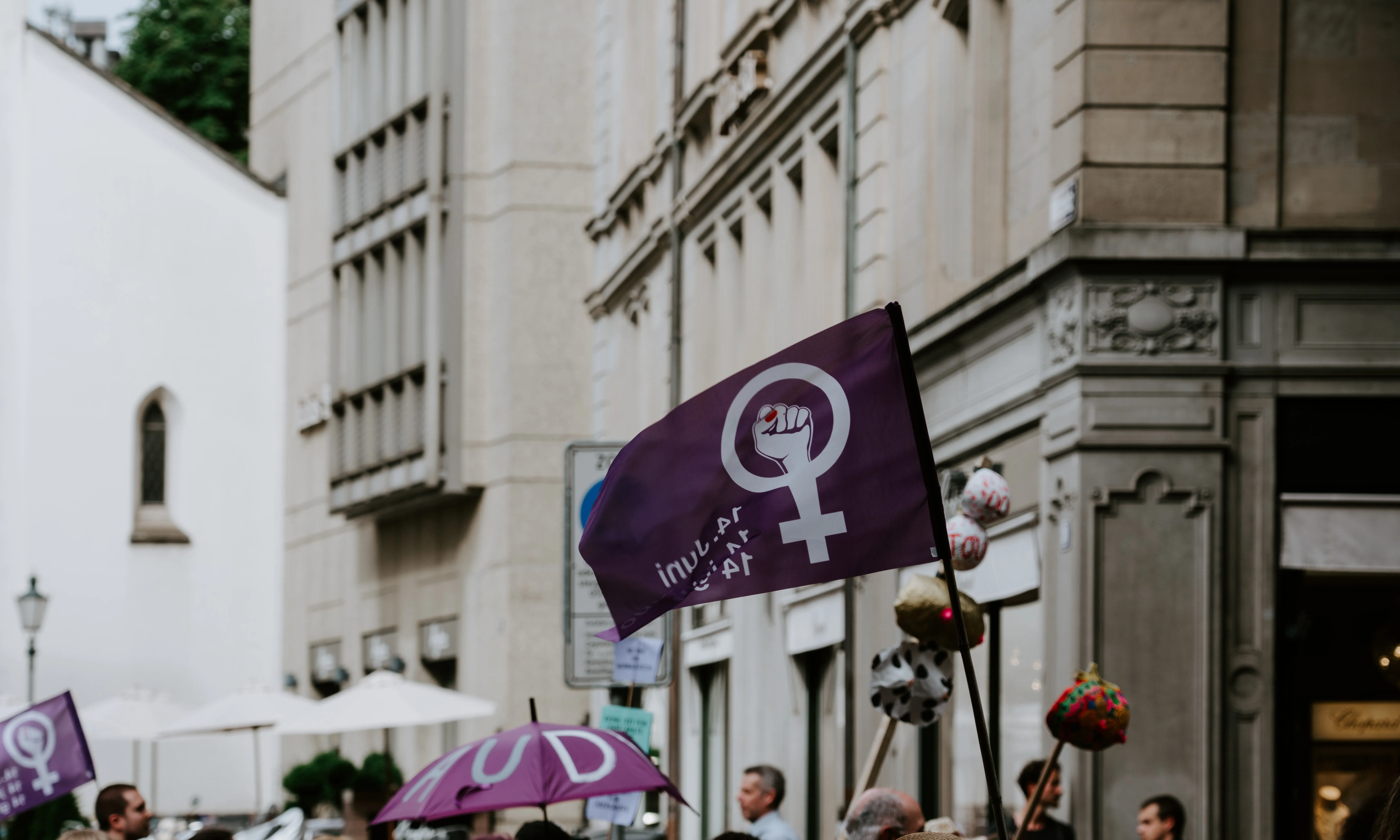 La llei té per objectiu protegir de forma integral el dret a la llibertat sexual.