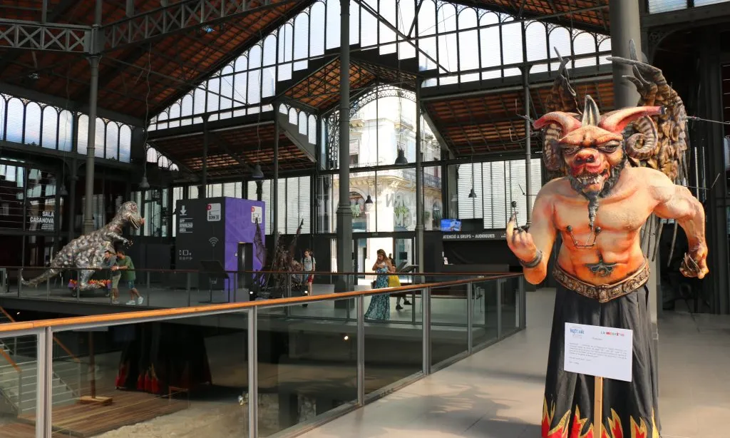 Torna un any més la 'Mostra de Dracs i Bèsties' al Born CCM.