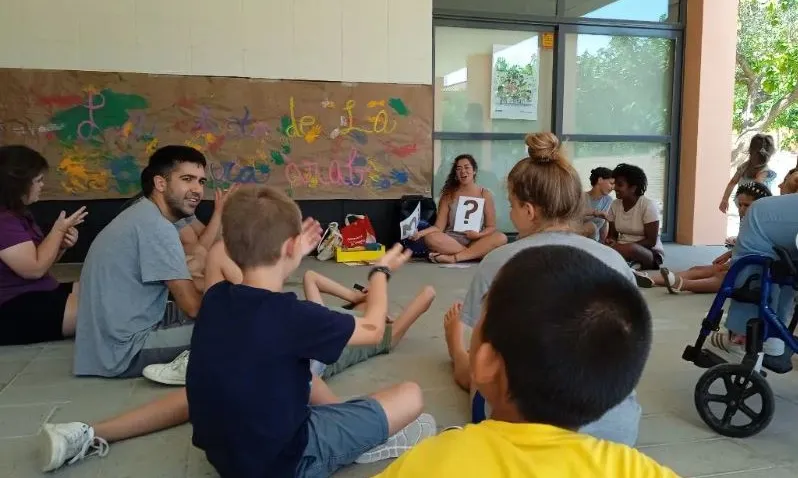 Aquest estiu vint-i-tres infants i joves amb discapacitat han anat al casa de l'Associació Tramuntanets.