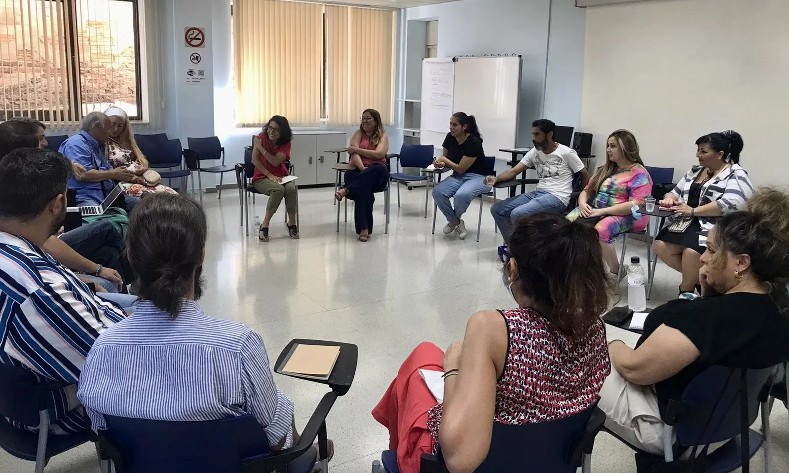 Més de quatre-centes persones han participat en les assemblees dividides entre professionals i ciutadanes que pateixen el racisme.