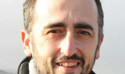 L'Iván Ruiz és piscoanalista, president i fundador de l'associació TEAdir.