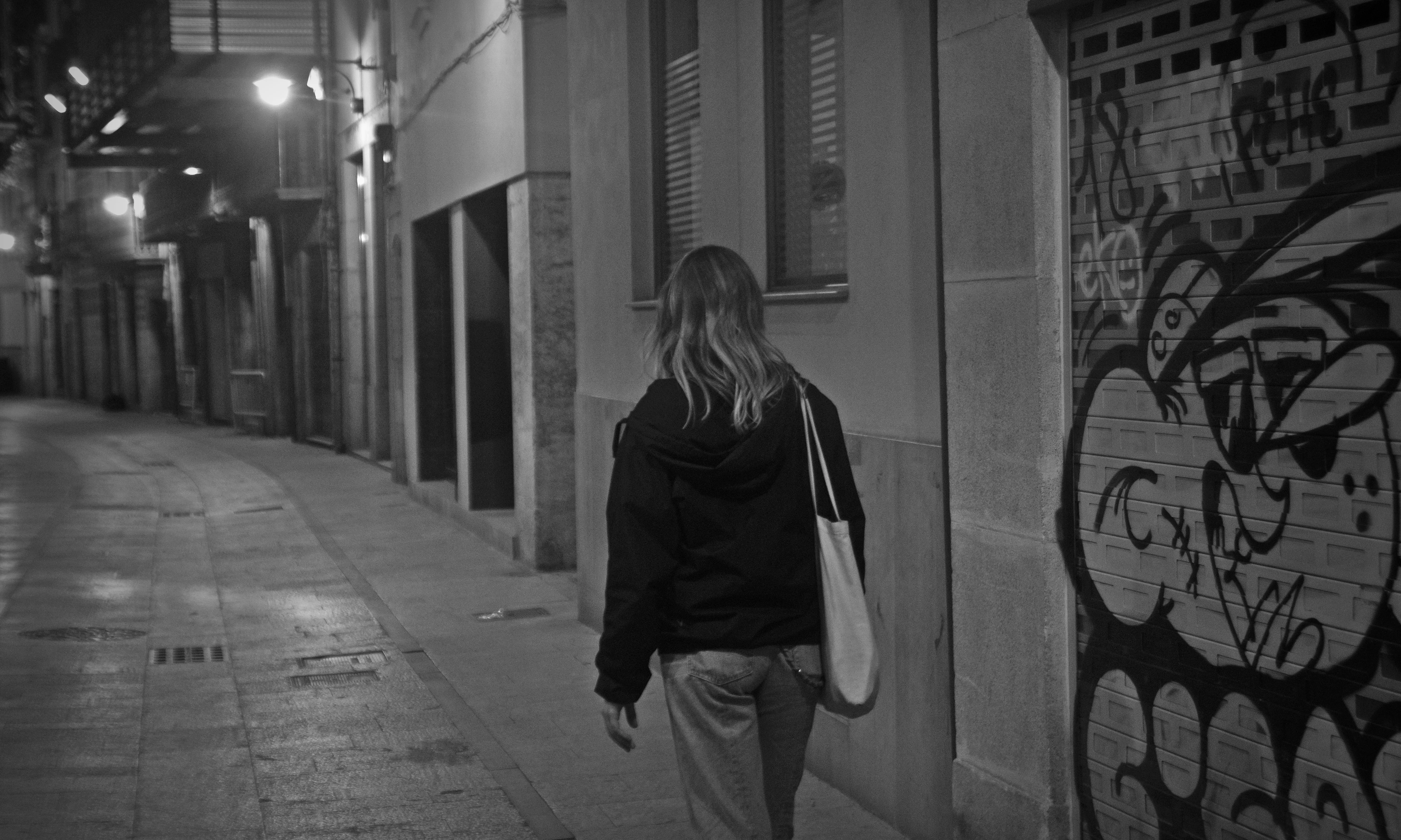L'objectiu de la campanya és denunciar i sensibilitzar contra la violència masclista i totes les situacions de maltractament contra la dona.