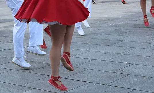 Sardanes