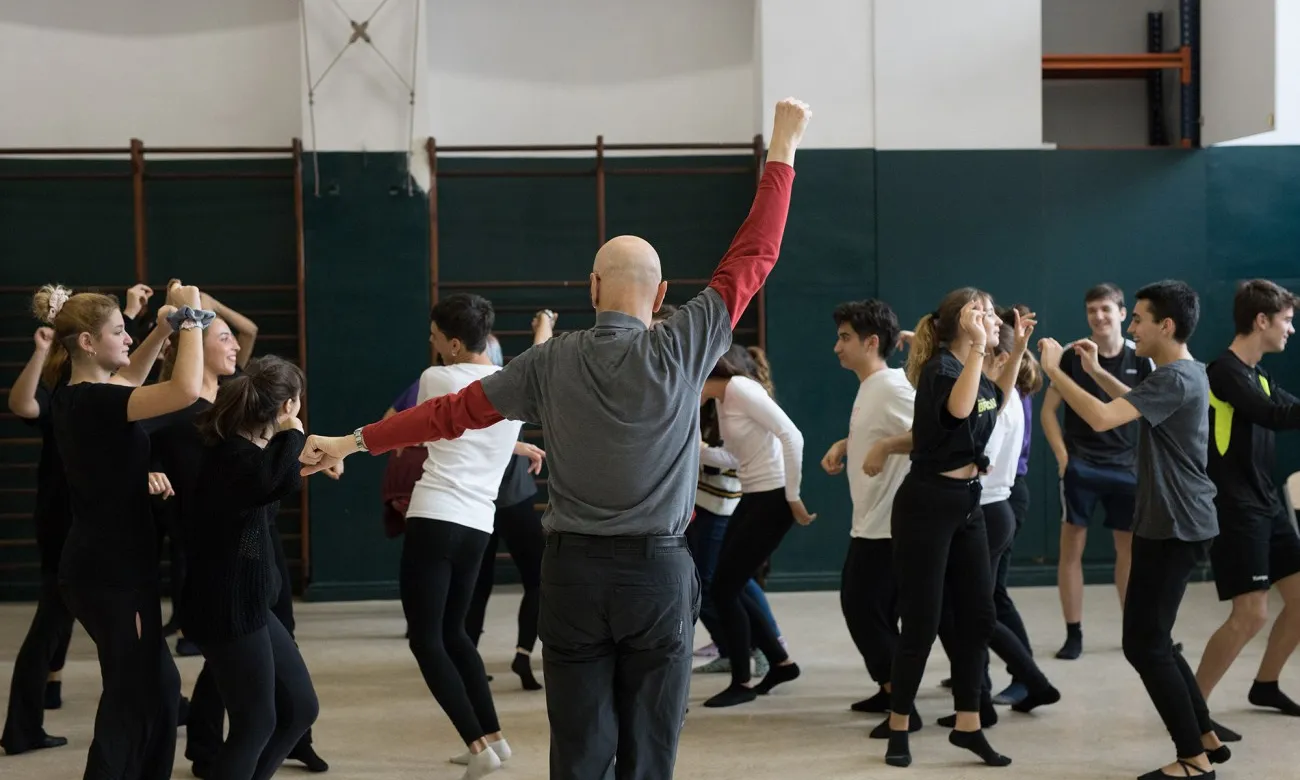 Imatge dEl projecte posa a disposició dels centres educatius la riquesa cultural, els llenguatges artístics i els recursos pedagògics d’equipaments culturals com el MACBA.