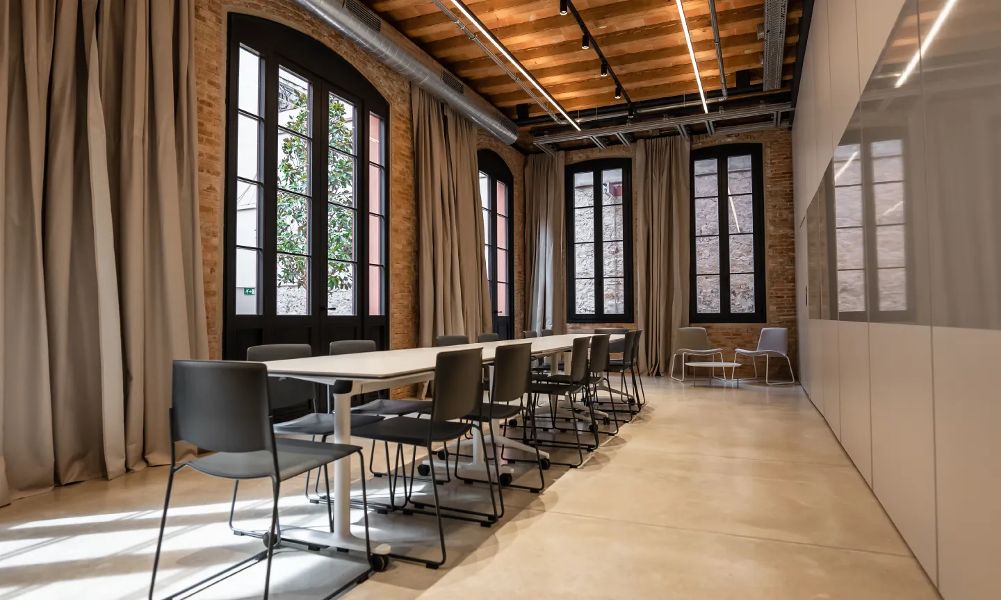 Durant el mes de gener, la fundació ofereix sessions informatives per mostrar el Hub Social, un lloc que vol esdevenir l'espai de trobada de referència del sector social.