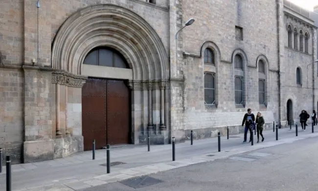 Portalada de l'església de Santa Maria de Montalegre. Font: Antonio Lajusticia Bueno