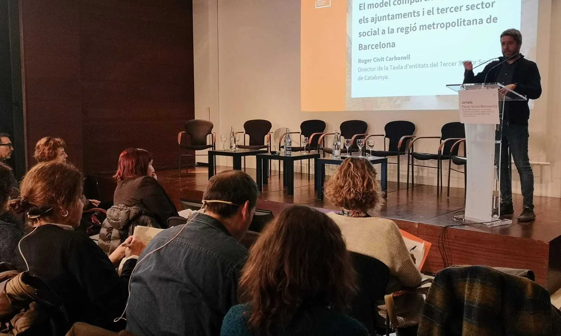 El director de la Taula d'entitats del Tercer Sector, Roger Civit, va intervenir a la jornada del Fòrum Social Metropolità.