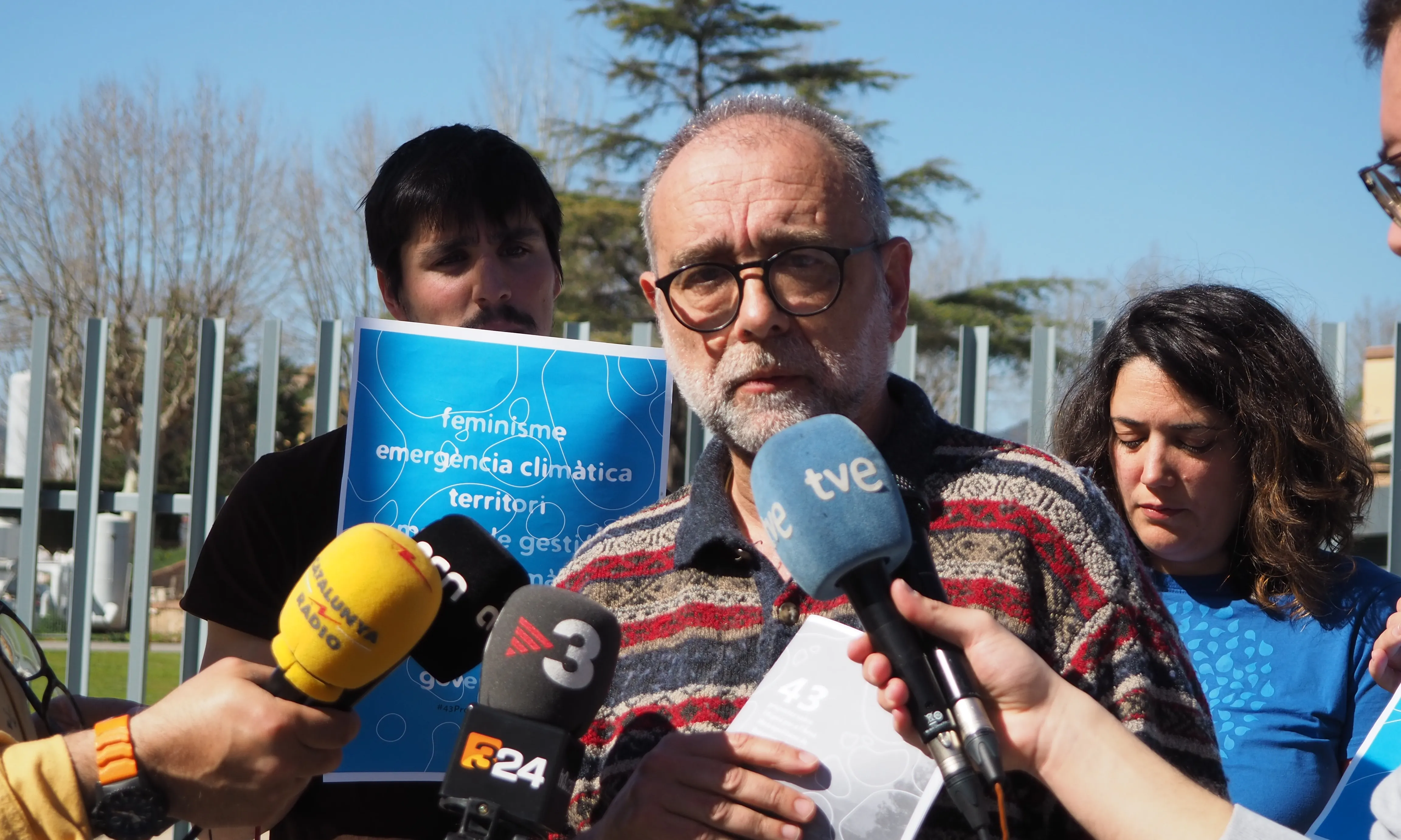 Entitats de l'AMB durant la presentaciól de les propostes sobre l'aigua davant la crisi global i l'emergència climàtica