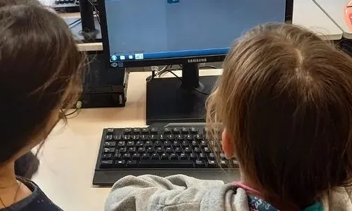 Al projecte hi participen nenes de quart, cinquè i sisè de primària.
