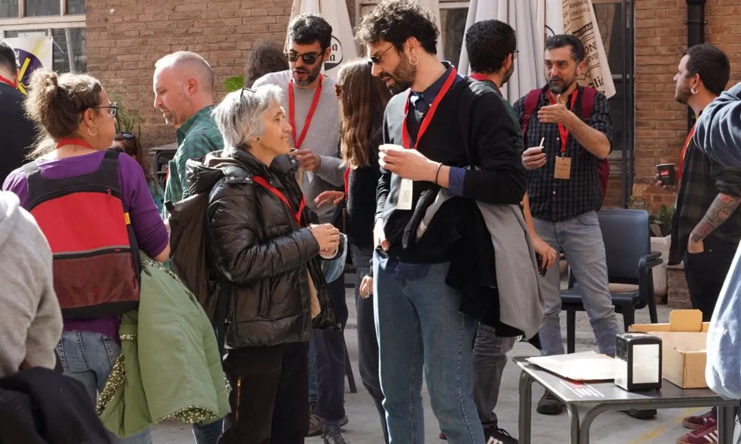 La trobada va permetre crear sinergies entre les cooperatives en espais formals, però també informals. Font: Cultura Cooperativa