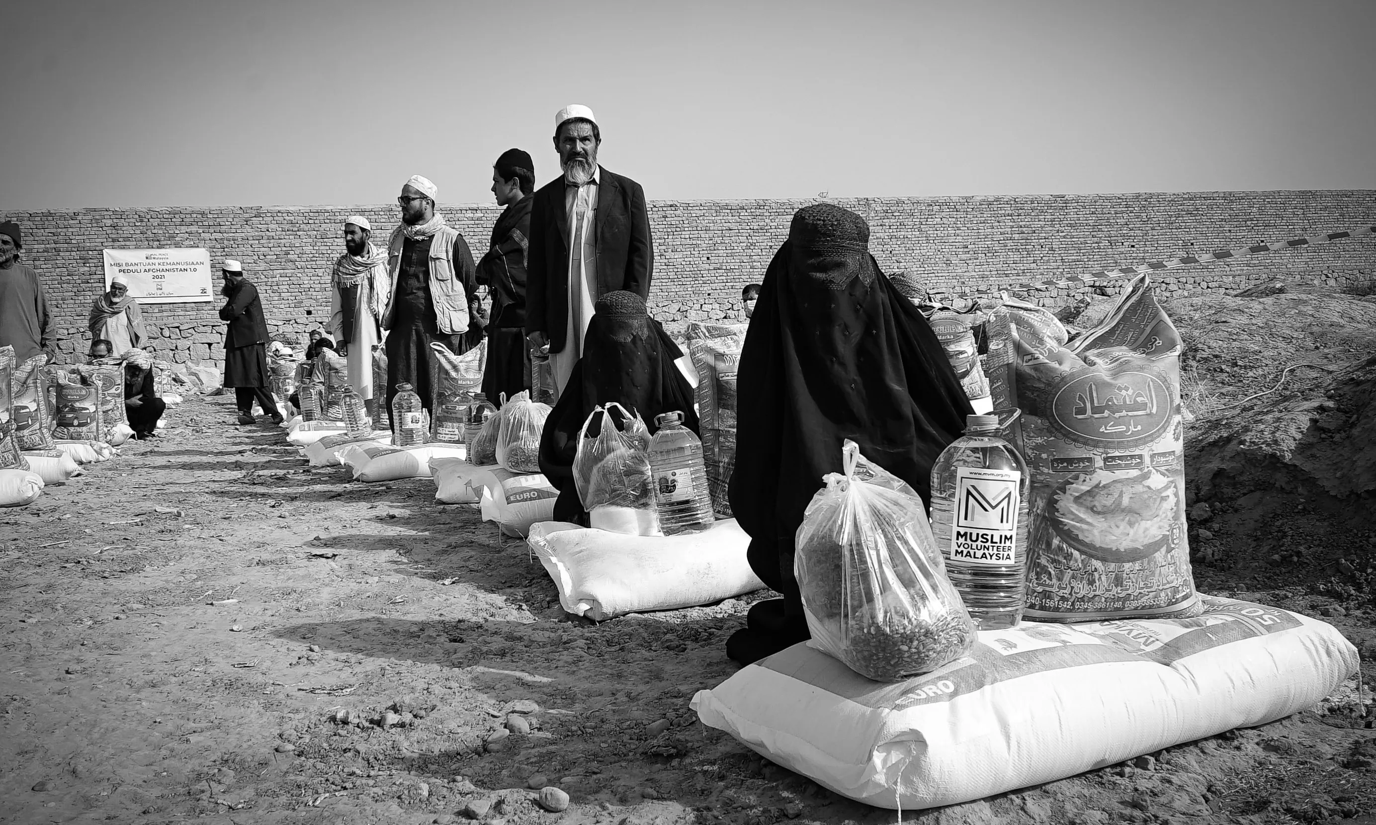 "Sense el nostre personal femení, la comunitat humanitària no pot arribar amb eficàcia a les dones i les nenes", lamenten les ONG.