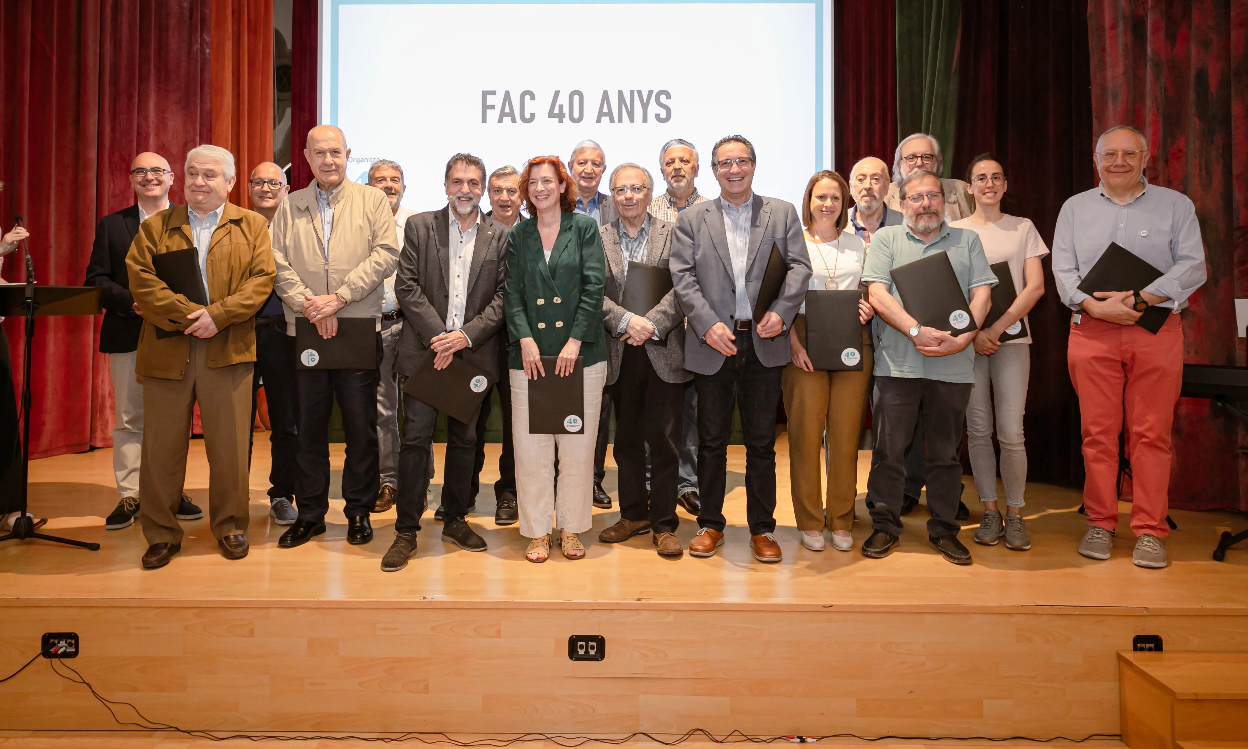 L'acte de commemoració de la federació va comptar amb la presència de les entitats impulsores i de tots els presidents de la FAC al llarg de la història.