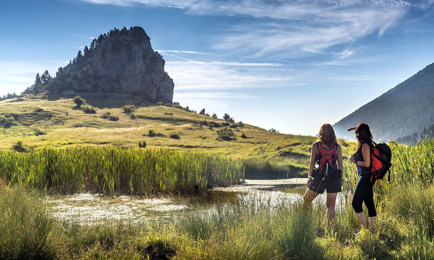 El Camí dels Bons Homes inclou caminades conscients per incidir en el valor terapèutic del contacte amb la natura.