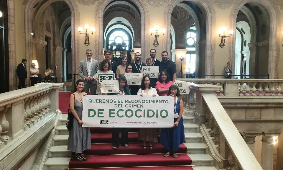 Algunes de les membres de les entitats ecologistes que formen part de la campanya.