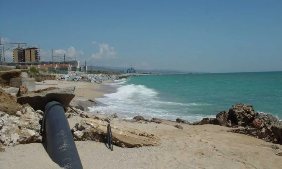 L'objectiu principal de #ResolElRepte és sensibilitzar i informar a la ciutadania sobre el fenomen de l'erosió costanera, que ja afecta greument el litoral català.