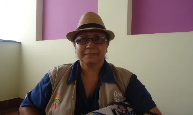 La tasca de Zambrano va començar a finals de la dècada dels noranta, quan va poder veure de molt a prop les discriminacions que pateixen les persones amb VIH.
