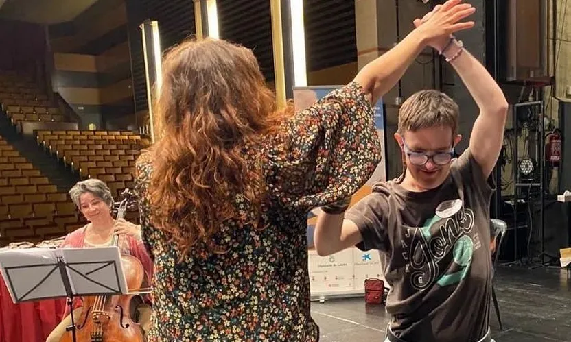 Imatge del projecte 'Matins d'Orquestra' dut a terme al Teatre de Balaguer. Font: Apropa Cultura.