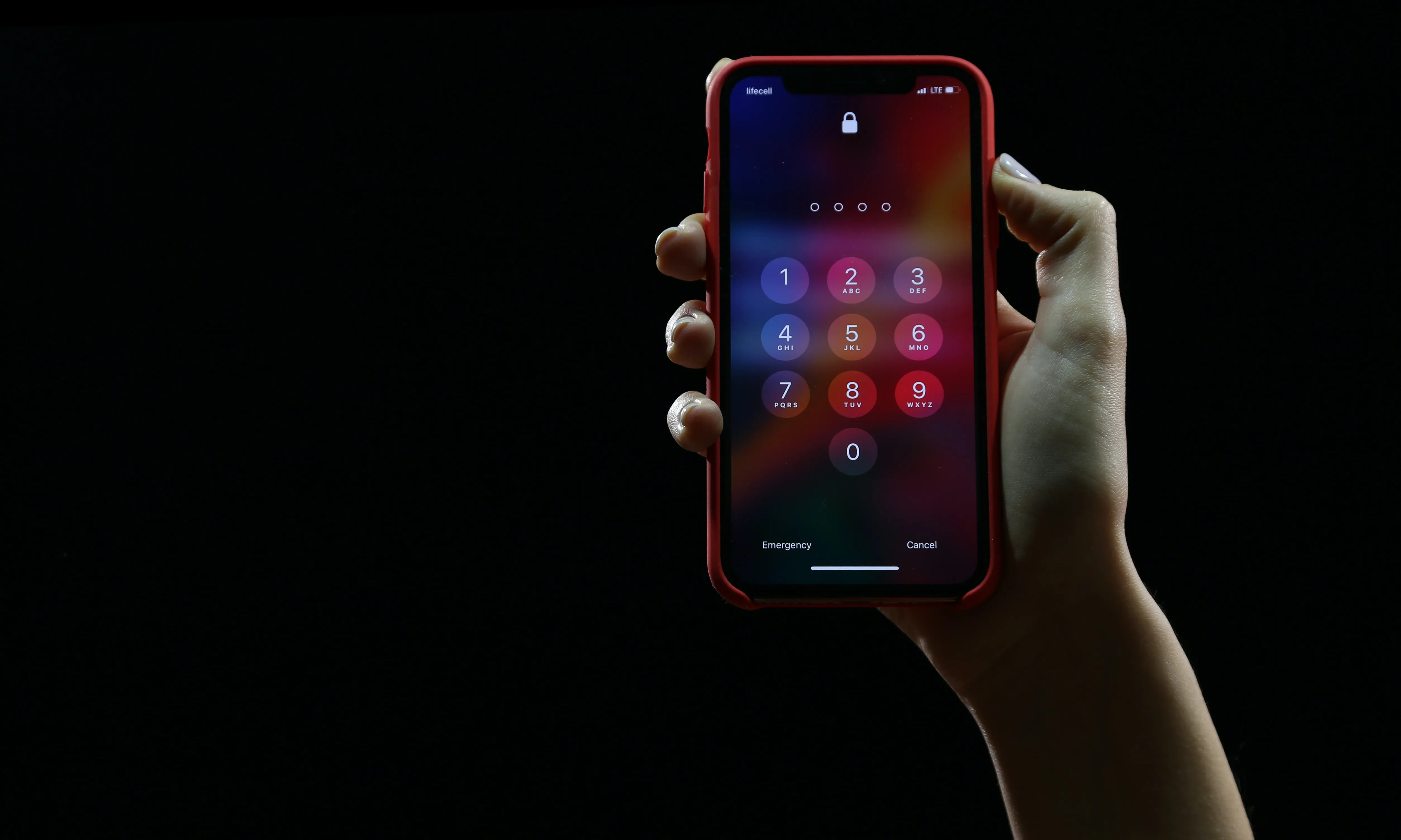 'Samartphone' agafat amb una mà