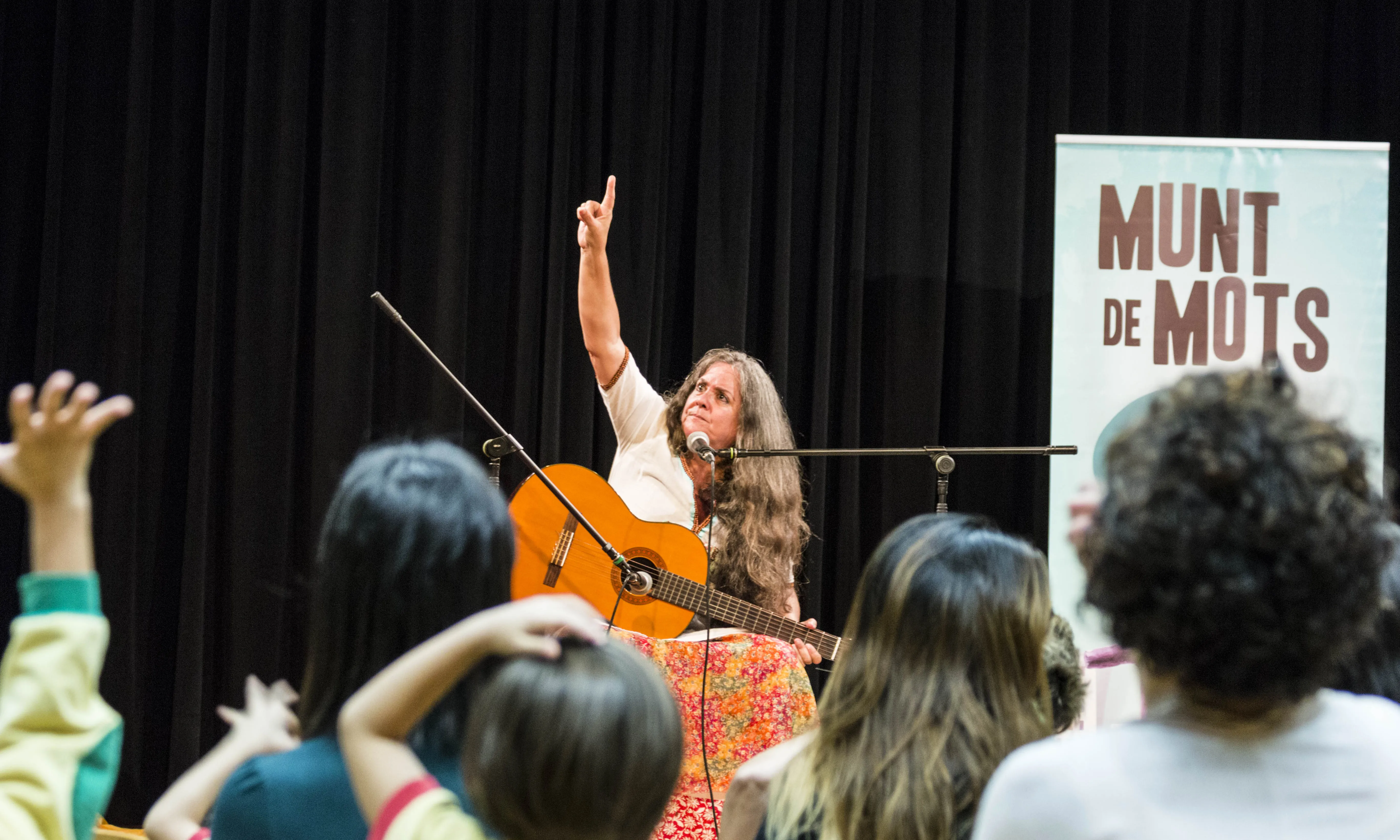 Del 14 al 25 d'octubre se celebra la catorzena edició del Festival de Narració Oral de Barcelona, Munt de Mots, i aterra a diferents espais de la ciutat.