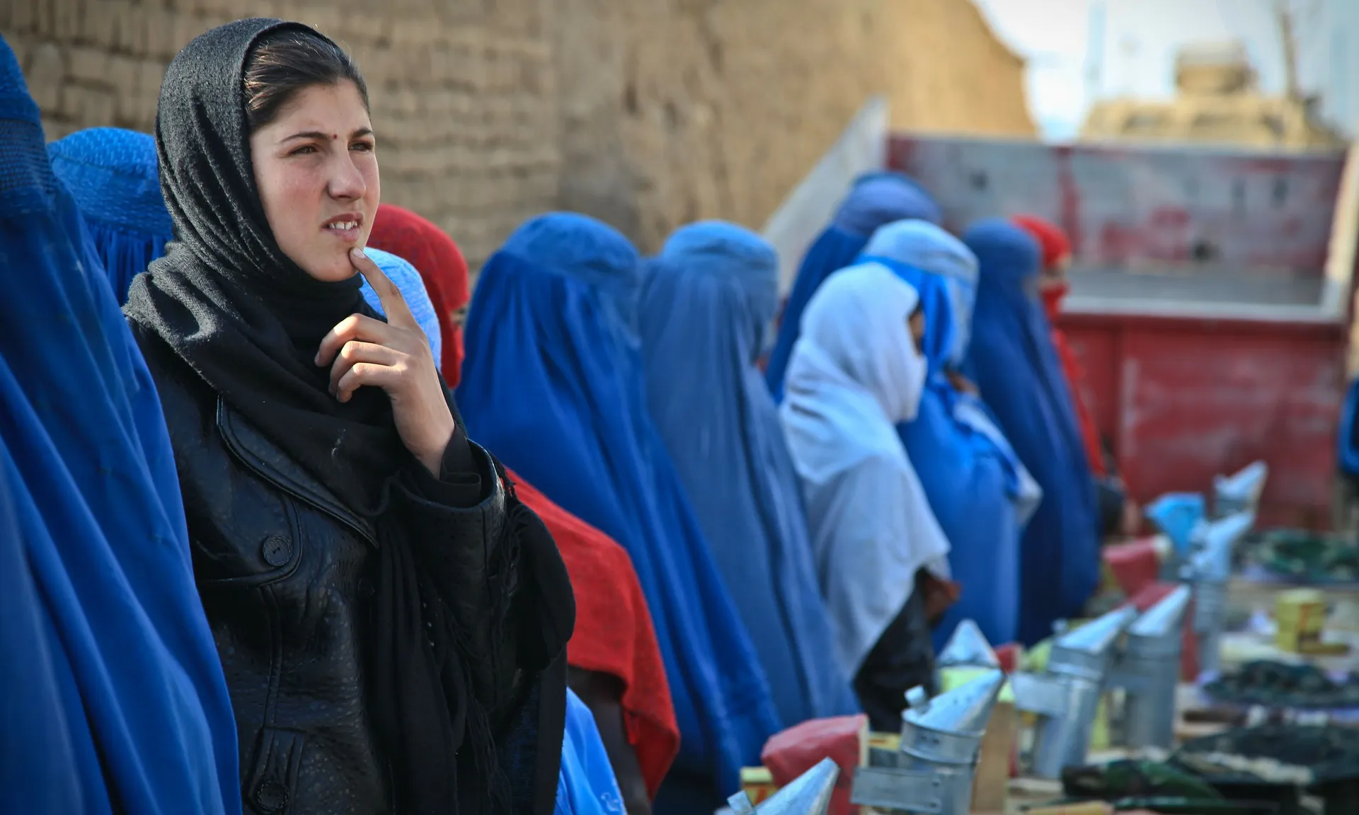 Moltes dones afganeses s'han quedat vídues a consequència dels conflictes i la pandèmia.